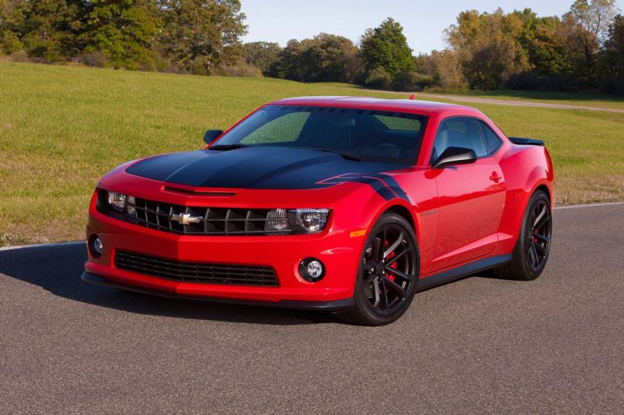  Chevrolet Camaro 1LE Concept 2011 года  (фото 15 из 19)